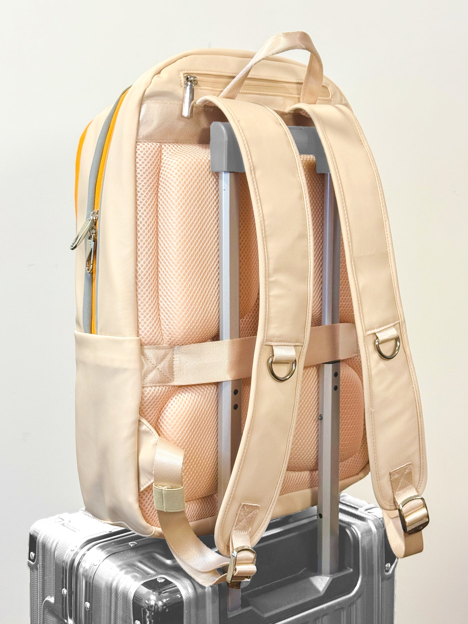 QUNOVAH Lumos Luggage