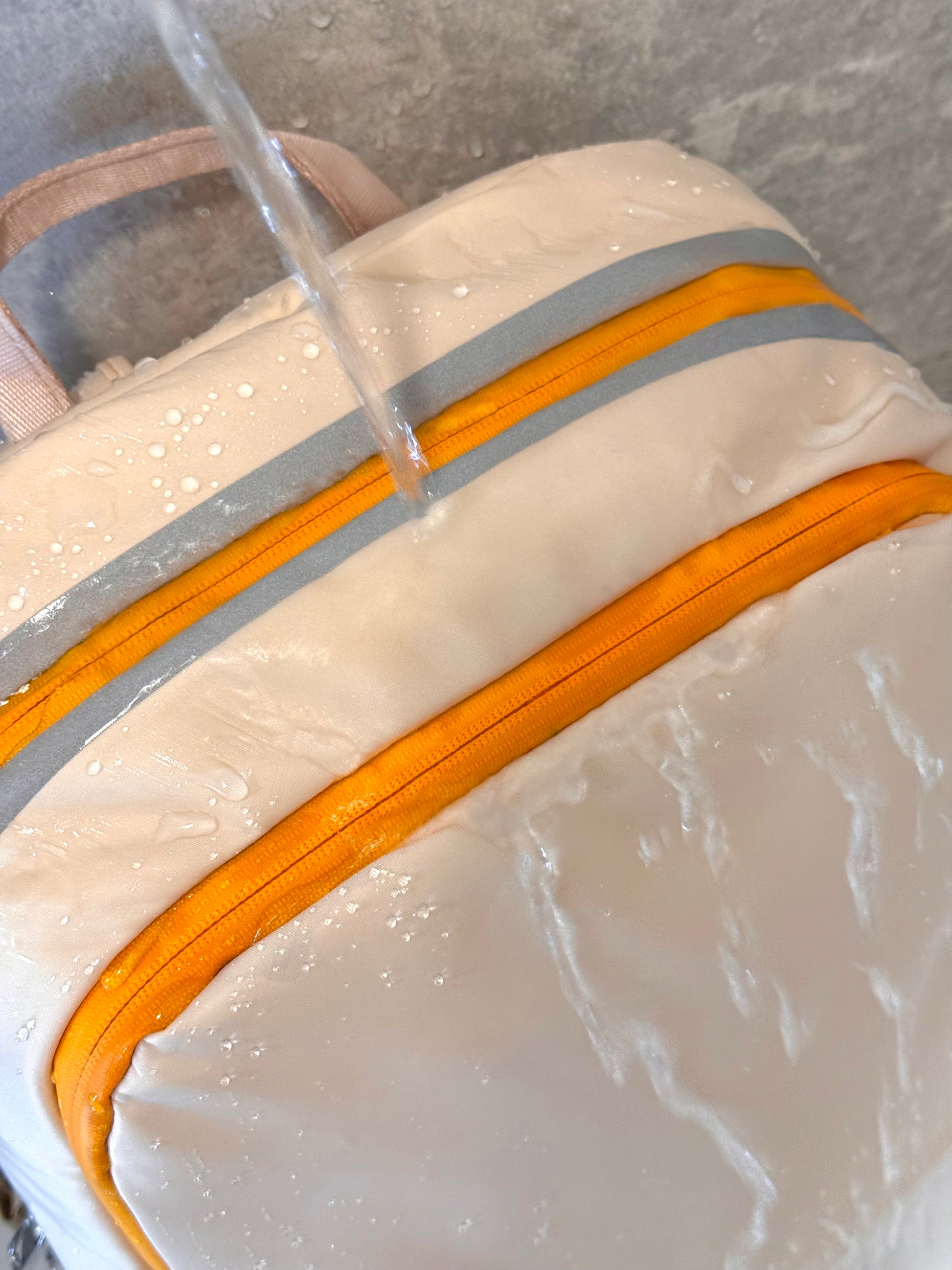 QUNOVAH Lumos Backpack Water Resistant Material Photo